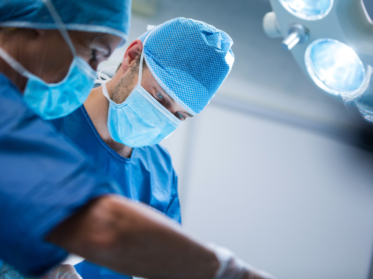 FORWARD Study of GORE VIABAHN Balloon-Expandable Endoprostheses and Bare Metal Stents in the United States, European Union, United Kingdom, Australia, and New Zealand When Placed to Treat Complex Iliac Occlusive Disease: Protocol for a Randomized Superiority Trial