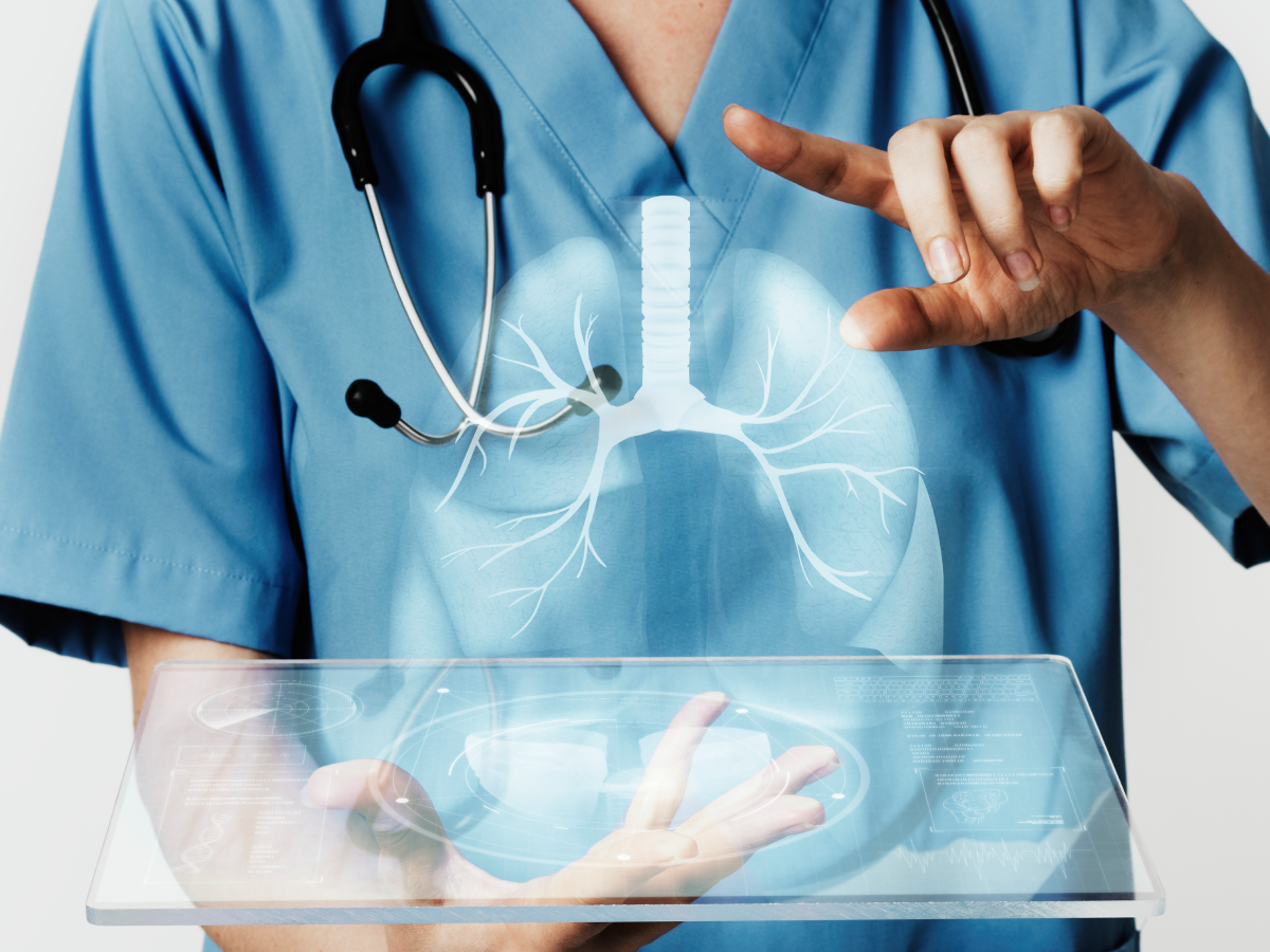 Risk Prediction of Emergency Department Visits in Patients With Lung Cancer Using Machine Learning: Retrospective Observational Study