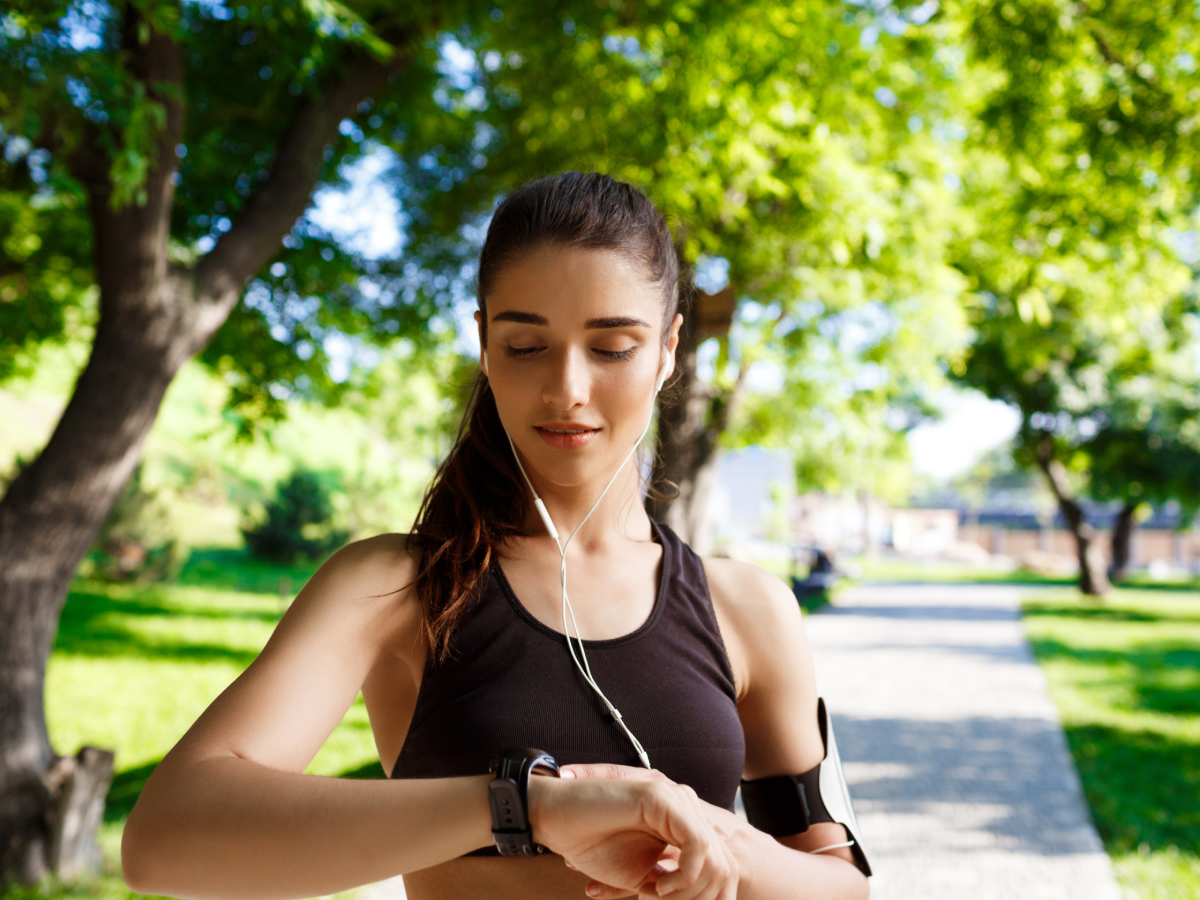 The Role of Daily Steps in the Treatment of Major Depressive Disorder: Secondary Analysis of a Randomized Controlled Trial of a 6-Month Internet-Based, Mindfulness-Based Cognitive Behavioral Therapy Intervention for Youth