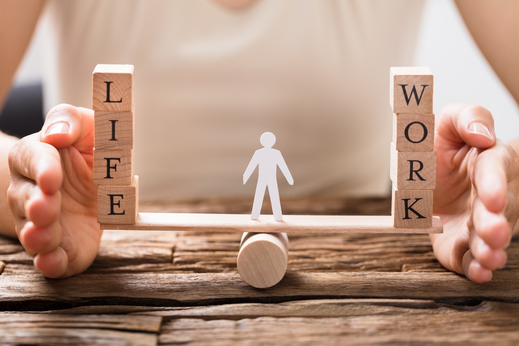 Balancing act: Less work, more social life key to happiness for seniors, study shows