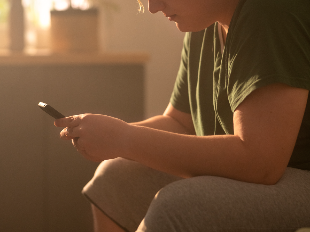 Utility of Consumer-Grade Wearable Devices for Inferring Physical and Mental Health Outcomes in Severe Mental Illness: Systematic Review
