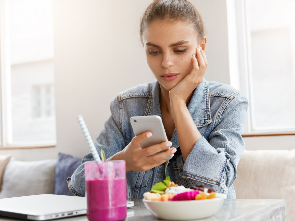 User Experiences of and Preferences for Self-Guided Digital Interventions for the Treatment of Mild to Moderate Eating Disorders: Systematic Review and Metasynthesis