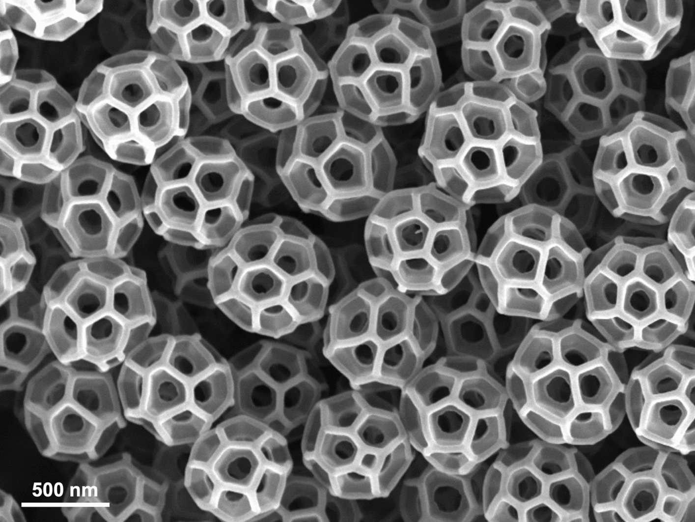 Nanosciences meets ecology: Evolution of stealth nanostructures in insects