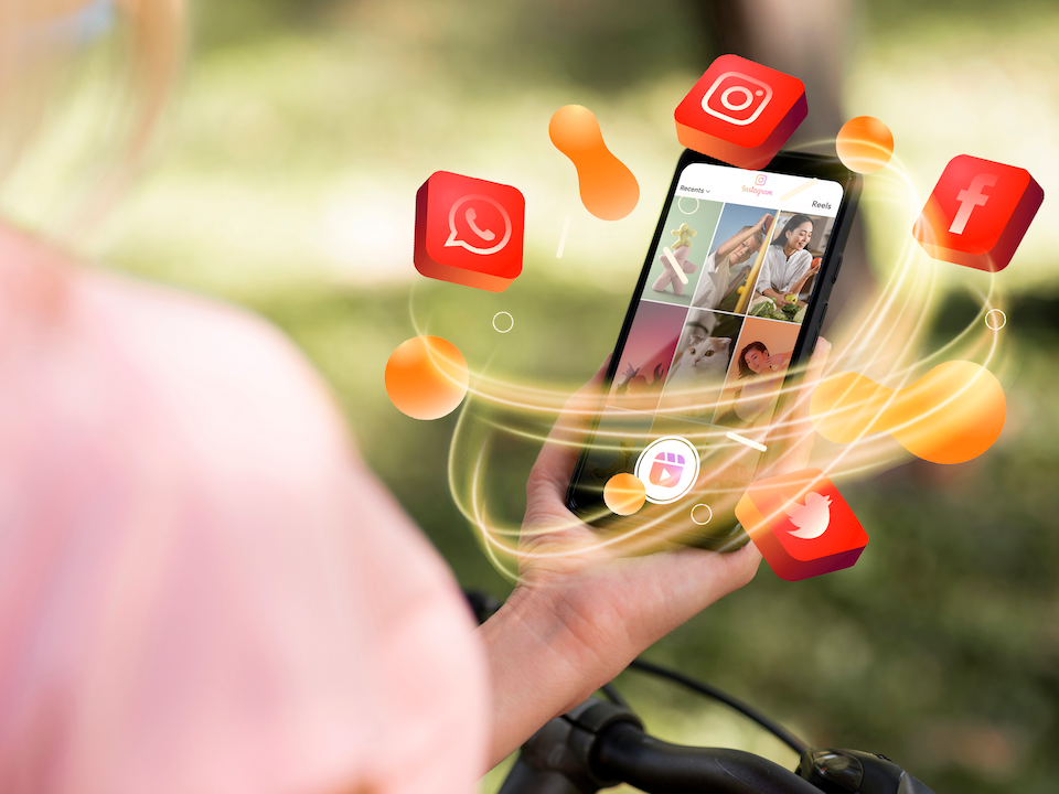 Popular Online Content as a Treatment-as-Usual Control in Digital Mental Health Intervention Trials: Secondary Analysis of Two Online Randomized Controlled Trials With Repeated Measures