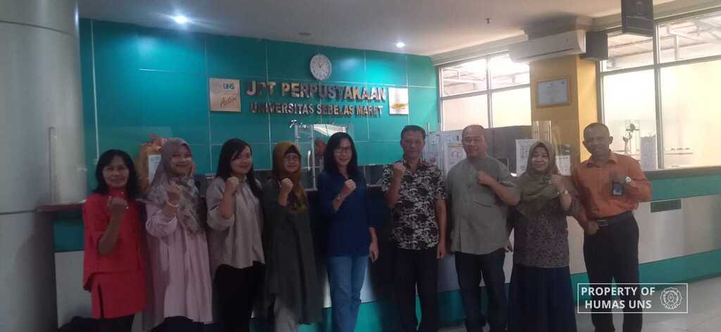 Mulawarman University Library Conducts Benchmarking at UNS Library